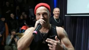 Уехав из России, репер Лигалайз оставил полумиллион рублей долгов по кредитам и налогам