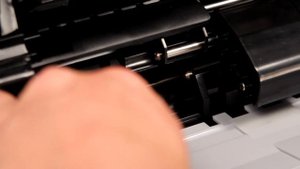 Replace the Tray 1 Roller | HP LaserJet Enterprise MFP M630 | HP Support