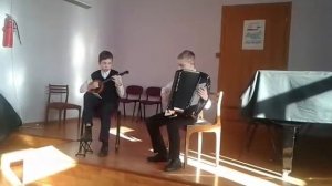 «Красный сарафан» - Рыков Денис (аккордеон) и Костюк Степан (домра)