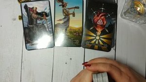 ЧТО ОН ДУМАЕТ ОБО МНЕ? гадание онлайн