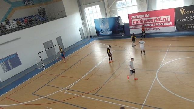 5 Тур. 02.04.2016 г. Группа"А". ФК "Стрела" - ФК "Титан" 4:5 (3:1) смотреть онлайн