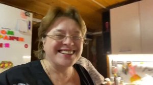 ТЕЛЕФОН В МИКРОВОЛНОВКЕ / Проверяем микроволновку / Сломали кровать  15-16 марта 2021 г.