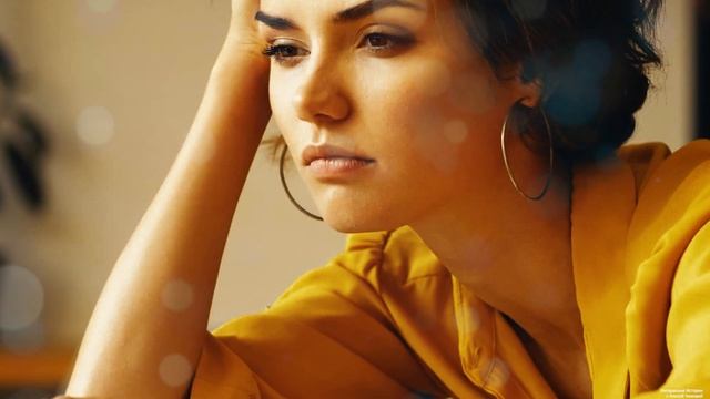 Соседи смеялись, когда она оказала помощь деду с улицы и ухаживала за ним, а когда к нему вернулась смотреть онлайн