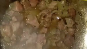 Просто жареная капуста со свининой. Как пожарить капусту вкусно в скороде WOK