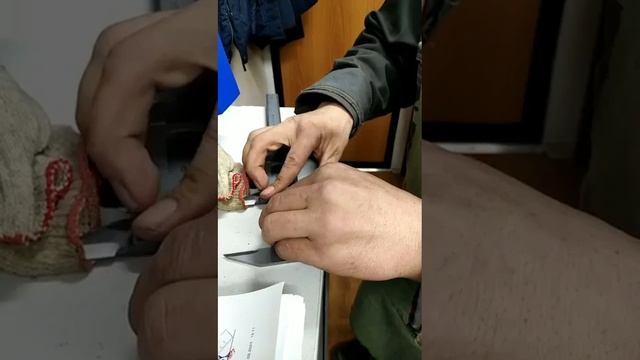 Ценный специалист из средней Азии и штангенциркуль 🤦🏻😁