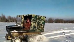 Гусеничный вездеход Яг-Морт