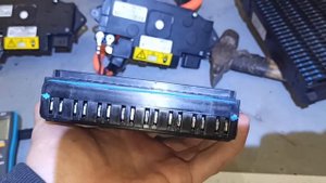 замена хитера Ниссан лиф Aze0, ptc heater nissan leaf