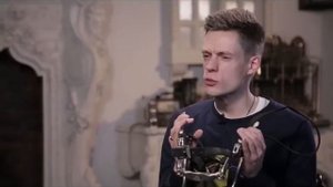 Очень хорошо владеет Русским Языком А. Невзоров.. Вырезка их интервью Дудя!!