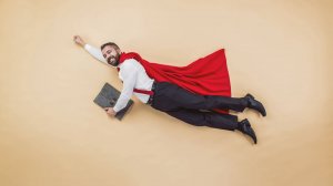 Кто такой эксперт АКБ? Его мотивация и преимущества.