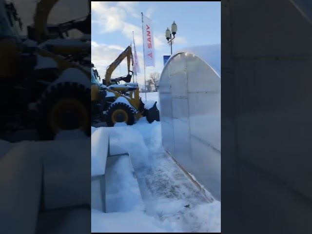 Главное преимущество теплицы Сигма с раздвижной крышей