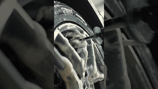 КАКИМ ЕРШИКОМ МЫТЬ ДИСКИ БЕЗ ЦАРАПИН?   #уходзаавто #automobile #detailing #foamheroes #мойка #diy