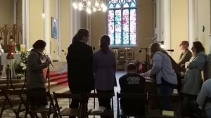 Песнопения на воскресной Мессе в московском Кафедральном Соборе Непорочного Зачатия