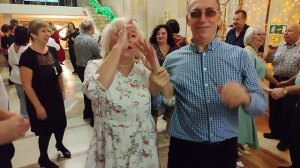 Танцуют все....... 15.12.24.