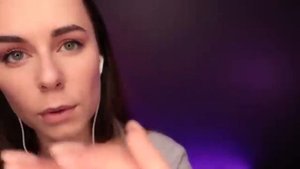 АСМР УСПОКОЮ ПОДДЕРЖУ и УЛОЖУ ТЕБЯ СПАТЬ 😴 ASMR CALMING AND RELAXING YOU To SLEEP