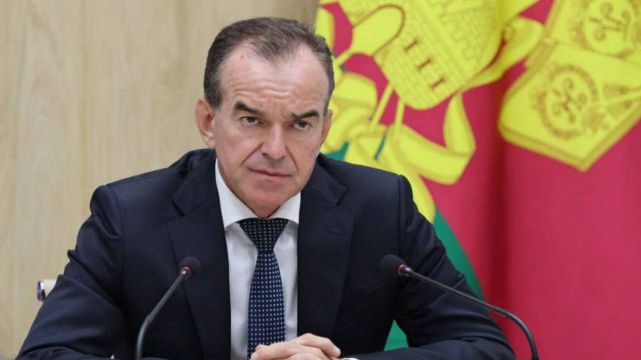 Кондратьев: разлив мазута ликвидируют на Черном море от Анапы до Веселовки
