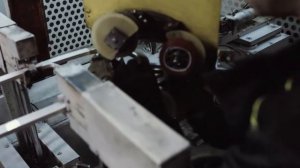 9. Третий этап изготовления. Изолировка треков на станке