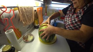 «Голубой» арбуз без косточек / Ну и денёк ! / Рыбка под маринадом 8 сентября 2022 г.