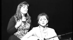 Волшебный русский романс " Не искушай меня без нужды"