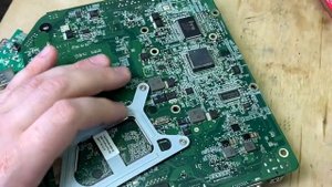 Простой ремонт Acer Aspire R3700 (Revo) - поиск и устранение КЗ