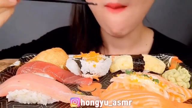 ASMR ПОДБОРКА СУШИ И РОЛЛЫ  Асмр мурашкичавканье, хруст, еда