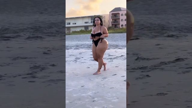 Selene Castle Glamorous Curvy Plus Size Fashion Model - Biography, Wiki, Lifestyle, Net Worth