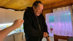 Обменялись передачками . Купила себе, а муж чуть не отнял. Распаковка посылки.14 сентября 2023 г.