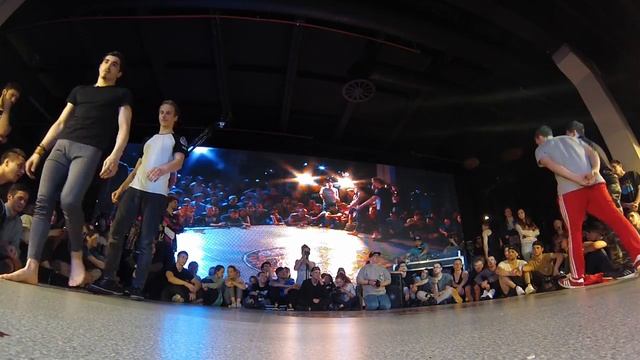 💪 POWERTRICKS BATTLE - CanАction & Amrah vs OBC | 1:4 | COMBONATION 7 #bmvideo #combonation7 смотреть онлайн