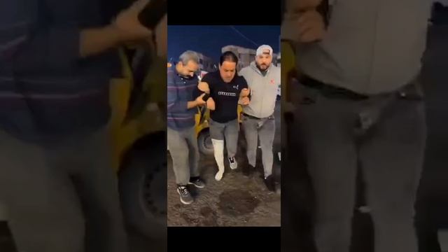 нога