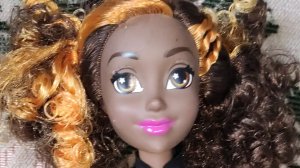 супер геройская пчела размером 43 см, рассмотрим строение тела куколки, сравним с подобными