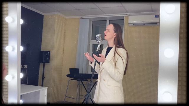 Arina Gileva - Moon River