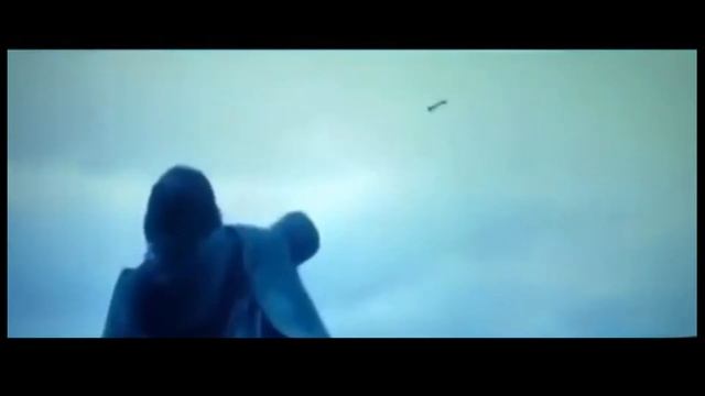 КАЙЛО РЕН ВЫКИДЫВАЕТ СВОЙ МЕЧ  KYLO REN THROWS OUT HIS LIGHTSABER ROFL TRIBUTE MOVIE