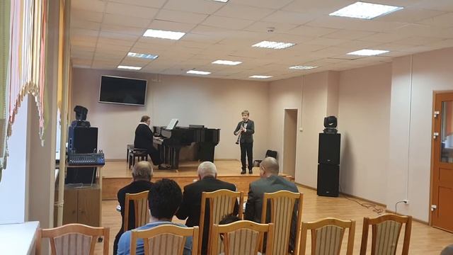 Глиэр Анданте, Леклер Жига. Кларнет - Николай Калинин смотреть онлайн