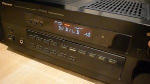 Pioneer VSX-D510 - B&W DM 330
