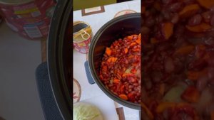 Тушенная капуста с фасолью в мультиварке