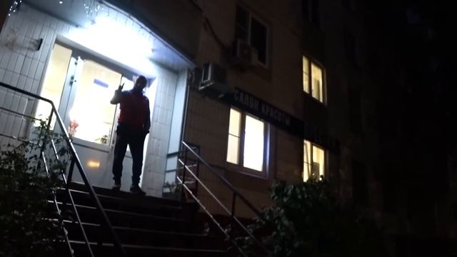 "Я ОТСИЖУ, НО ТЫ ПОЛУЧИШЬ!" 👹 / БЕШЕНЫЙ РЕШАЛА В ТРЕШ-САЛОНЕ / Треш-обзор салона красоты в Москве