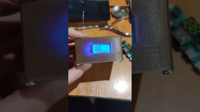 Повербанк своими руками #аккумулятор #powerbank #diy #повербанк #одноразки смотреть онлайн