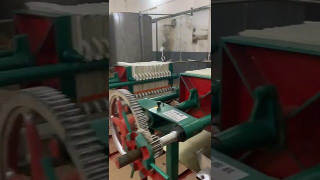 Three filtration methods commonly used in oil refining equipment in production