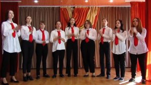 Муз. Дж. Гершвина, сл. А. Гершвина (рус. текст М. Павловой) "Хлопай в такт"