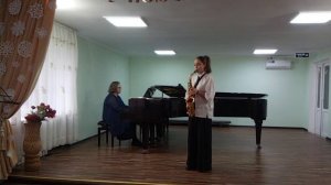 «Пингвины»  В. Купревич 

Константинова Каролина, 11 лет , первый год обучения .