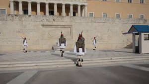 Смена караула у парламента