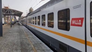 Эп2д-0221 на станции Кратово (МЦД-3)