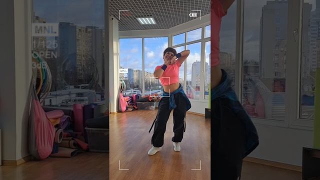 Zumba классы в Калининграде🔥. Присоединяйся к положительным эмоциям💯
Записывайся👇