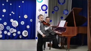 Моë Первое Выступление на Сцене со Скрипкой