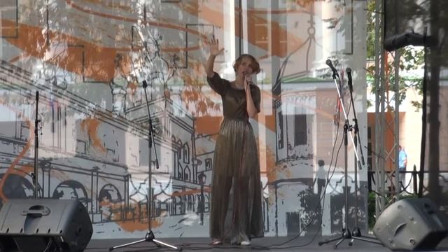 Мария Мутлова "Только раз бывает в жизни встреча" (Б. Фомин, П. Герман) смотреть онлайн