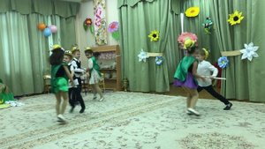 Танец "Мистер Жук"