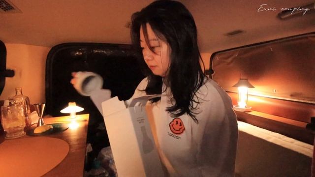미니멀 차박캠핑 | 화로대에서 구워먹는 우대갈비, 부라타치즈 과일샐러드 | 평창 산마을풍경캠핑장 | 도쿄크래프트 | 캠핑브이로그
