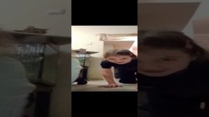 делаем с подругой зарядку