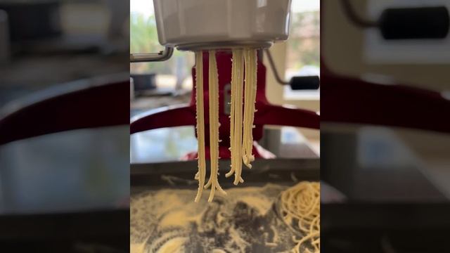 #pasta #spaghetti #recipe #cooking #pastarecipe #fresh #freshpasta #recipevideo #cook #goat