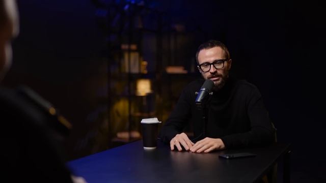 От учителя истории до ОСНОВАТЕЛЯ крупной компании! / Непростой путь Михаила Гребенюка