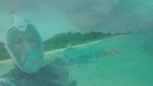 Мальдивы, под водой, сильное течение, едва выплыла, спасателей там нет, морена, рыбки